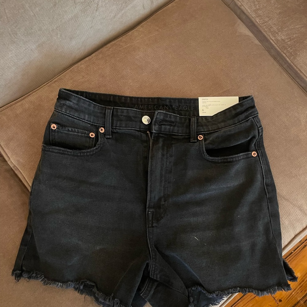 Cute American eagle shorts!